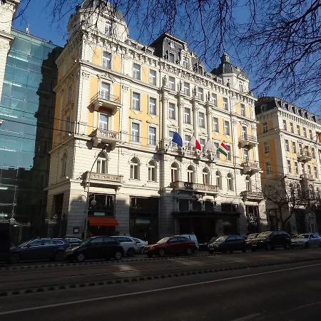 Central Apartment